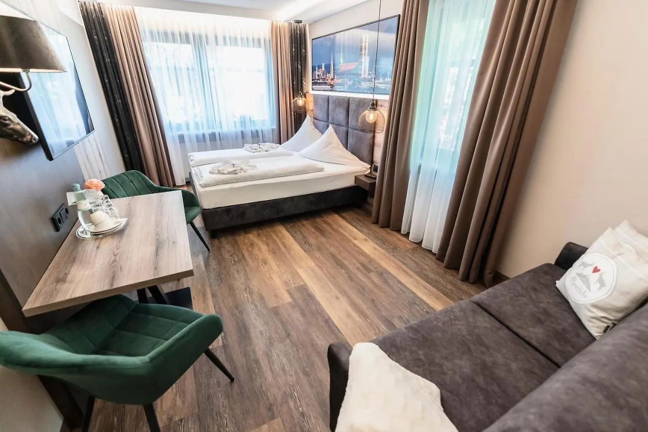 Hotel Demas Muenchen-Унтерхахинг  Унтерхахинг