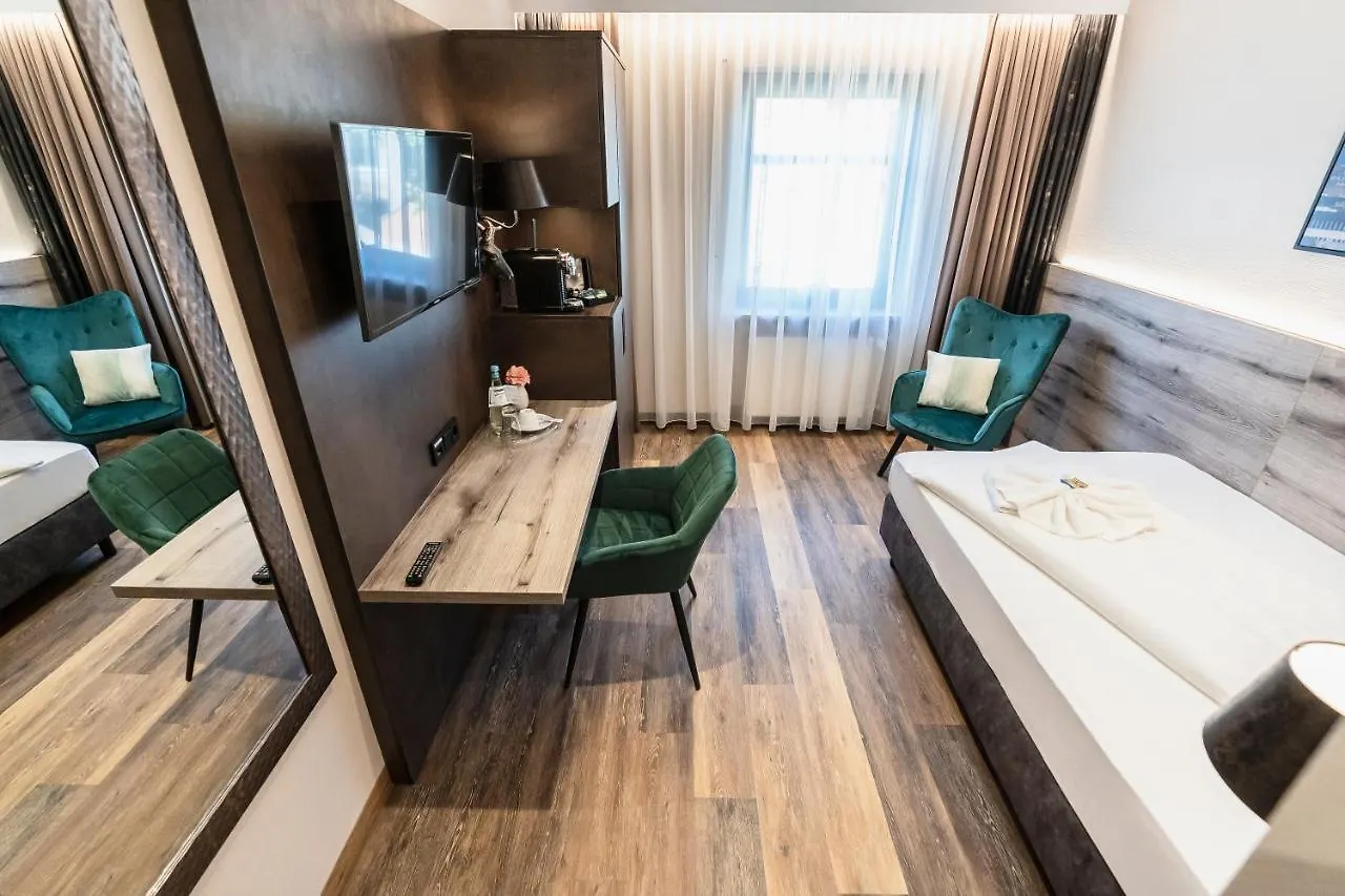 Hotel Demas Muenchen-Унтерхахинг