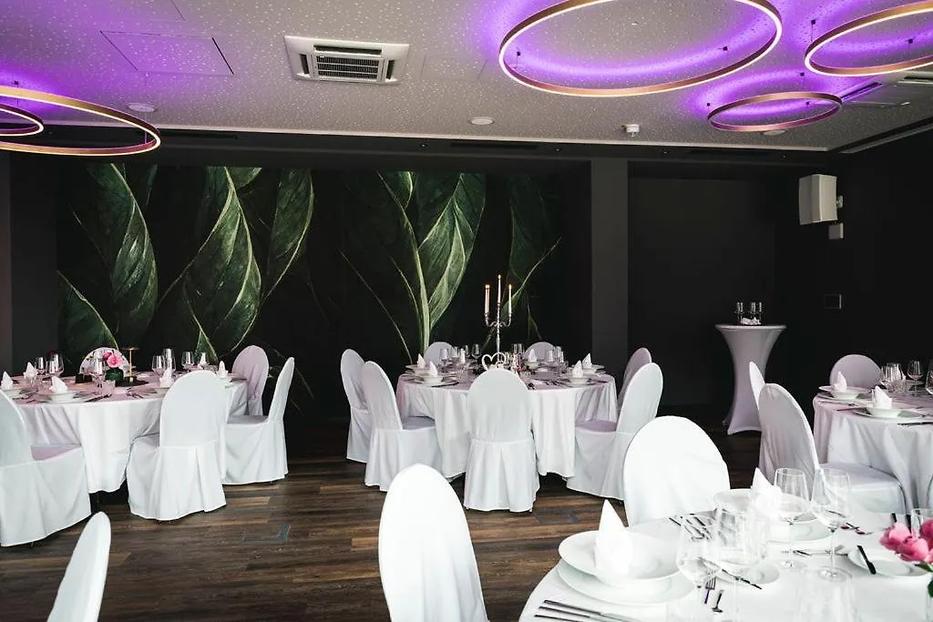 ***  Hotel Demas Muenchen-Унтерхахинг Германия