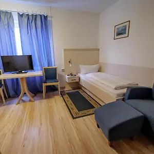 https://hotel-zum-kluverbaum.hotelsinbremen.net