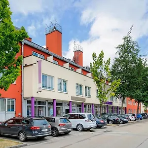 Отель Plaza
